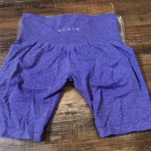 NVGTN CONTOUR SEAMLESS SHORTS